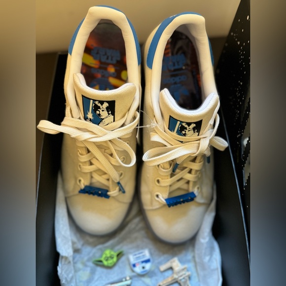 40th Anniversary Empire Strikes Back limited edition Adidas Stan Smith boys sz5 - Picture 4 of 7